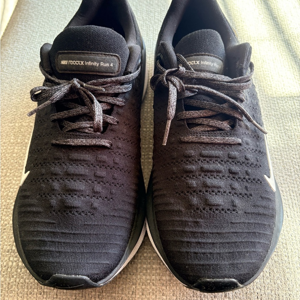 Nike Men's Black Infinity Run 4 Shoes